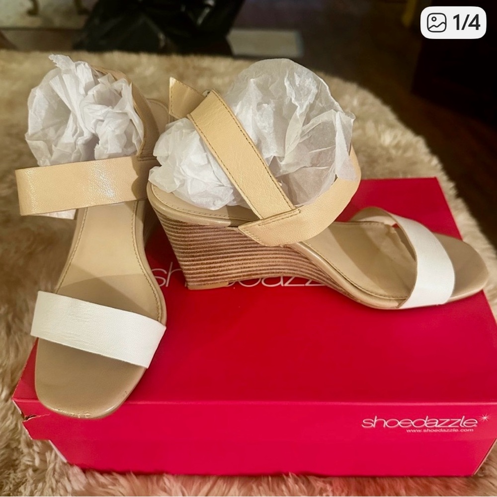 Shoe Dazzle Beige and White Wedge Sandals